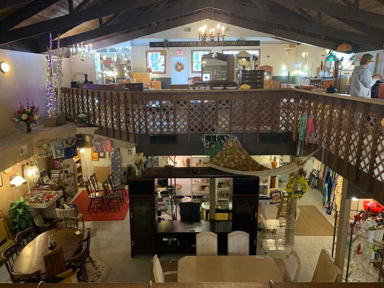 More Photos Of 3120 Wadsworth Rd, Norton Storefront Retail Office For Sale