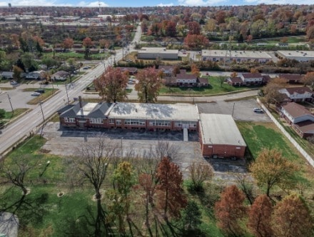 More Photos Of 9707 Chicago Heights Blvd, Saint Louis Specialty For Sale