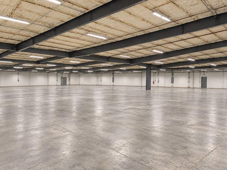More Photos Of 1000 Warmack, Warner Warehouse For Sale
