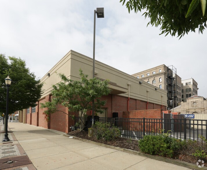 More Photos Of 1101 Atlantic Ave, Atlantic City Drugstore For Sale