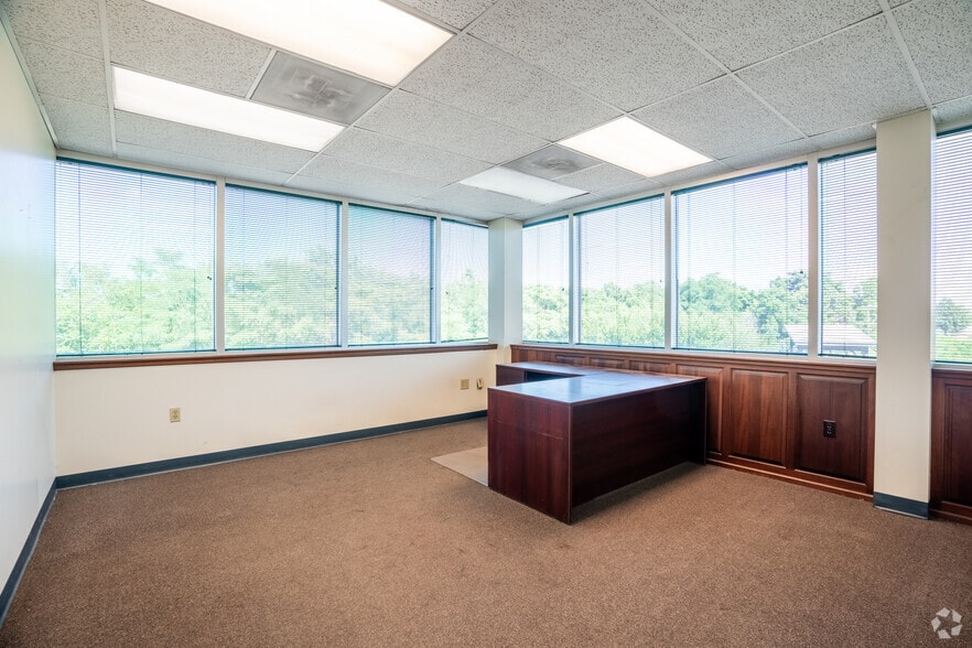 More Photos Of 2 Creamery Way, Emmitsburg Warehouse For Lease
