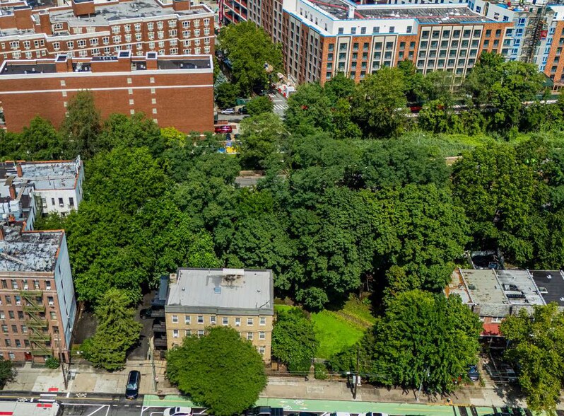 More Photos Of 3817 Bailey Ave, Bronx Land For Sale