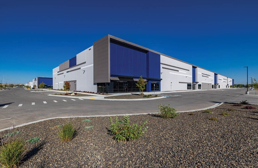 More Photos Of 5300 E Franklin Rd, Nampa Unknown For Lease