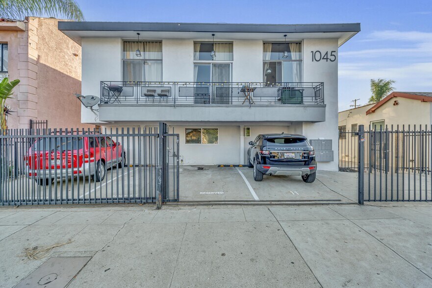 More Photos Of 1045 N Ardmore Ave, Los Angeles Apartments For Sale