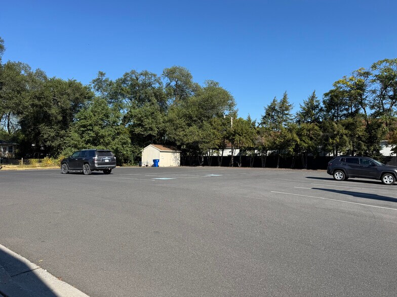 More Photos Of 508 N Commerce Ave, Front Royal Bank For Sale