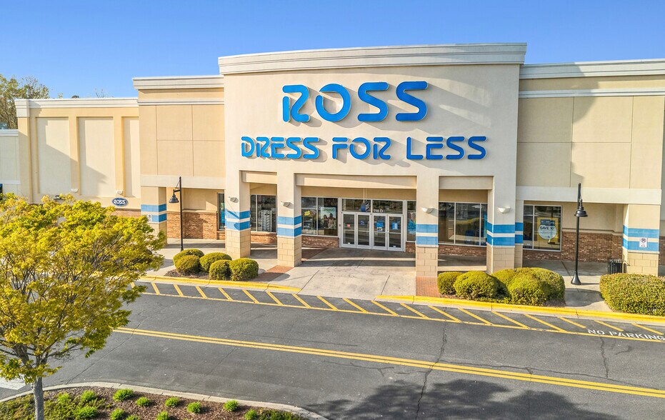More Photos Of 598 River Hwy, Mooresville Unknown For Lease