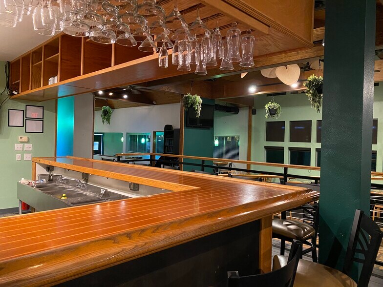 More Photos Of 5106 Old Bullard Rd, Tyler Restaurant For Lease