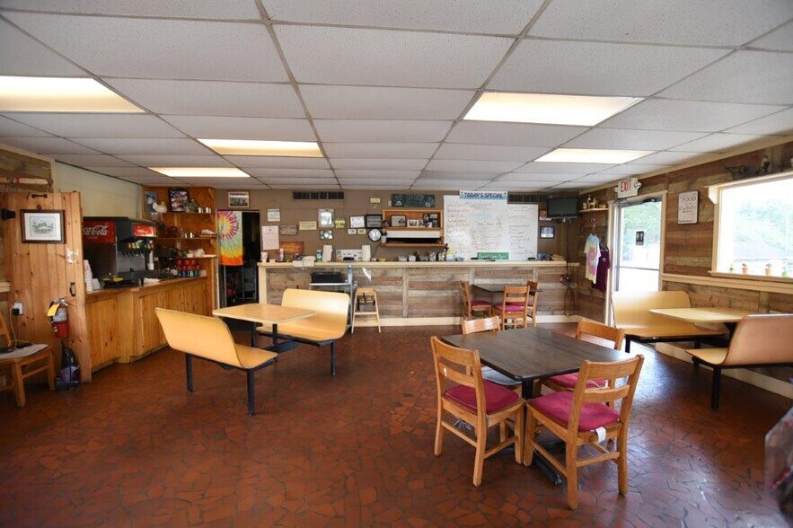 More Photos Of 1111 E Main St, Franklin Restaurant For Sale