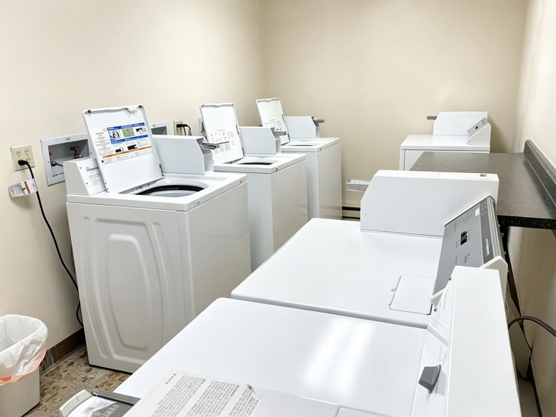 More Photos Of 400 S Grant St, West Lafayette Apartments For Sale