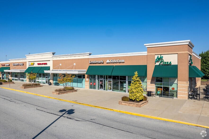 More Photos Of 217 Oak Lee Dr, Ranson Unknown For Lease