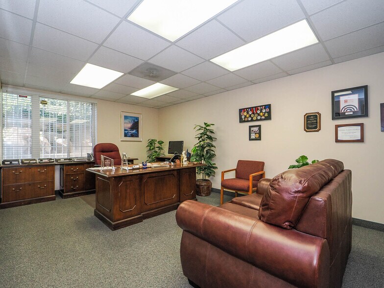 More Photos Of 3105 W 5400 S, Salt Lake City Medical For Sale