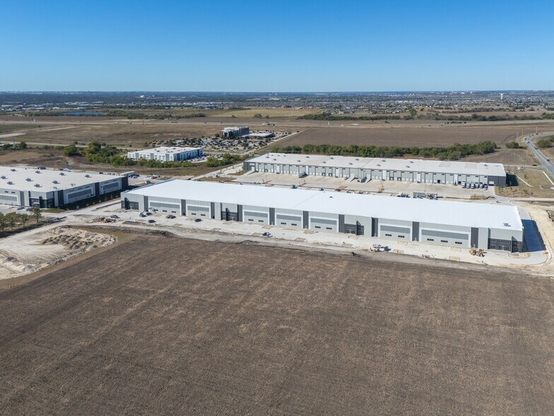 More Photos Of Innovation Blvd, Hutto Distribution For Lease