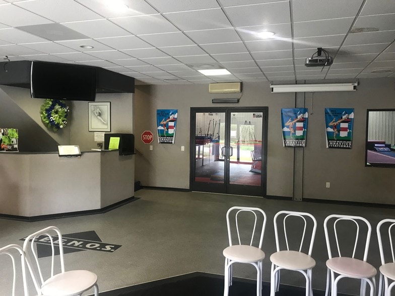 More Photos Of 355 Commerce Dr, Rincon Warehouse For Sale