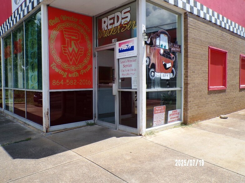 More Photos Of 140 Garner Rd, Spartanburg Auto Repair For Lease