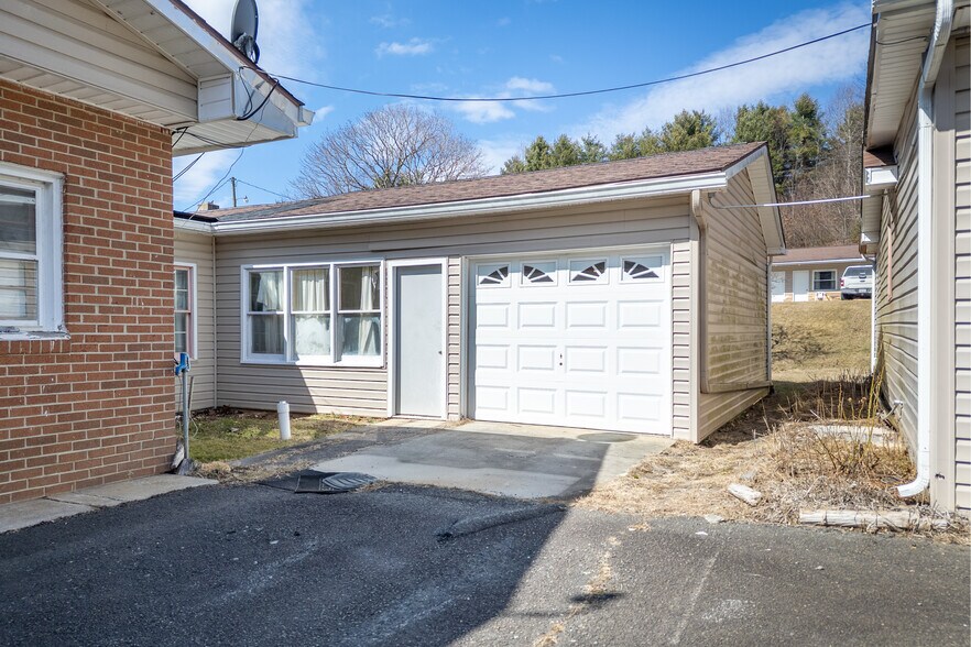 More Photos Of 2295 Jeb Stuart Hwy, Meadows Of Dan Hotel For Sale