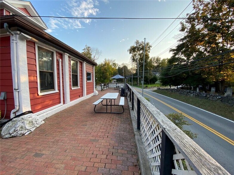 More Photos Of 276 Watch Hill Rd, Cortlandt Manor Restaurant For Lease
