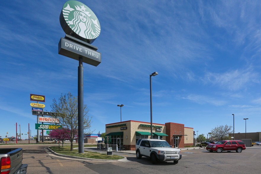 More Photos Of 3300-3510 E Interstate 40, Amarillo Storefront For Lease