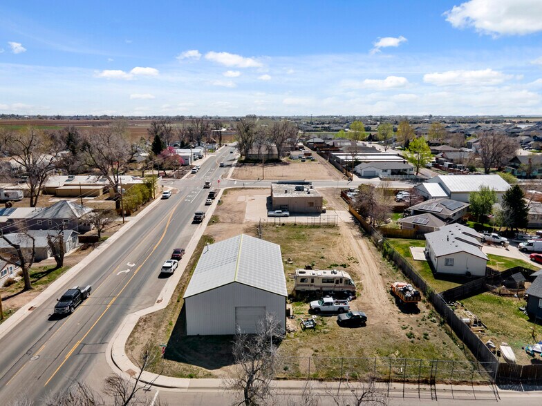 More Photos Of 106 W 4th St, Severance Warehouse For Sale