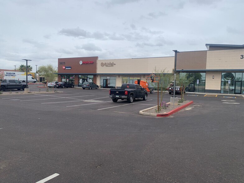 More Photos Of 3825 N 75th Ave, Phoenix General Retail For Lease