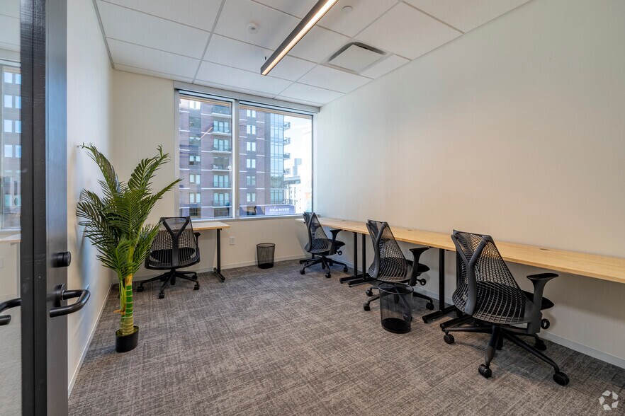More Photos Of 201 E Washington St, Phoenix Office For Lease