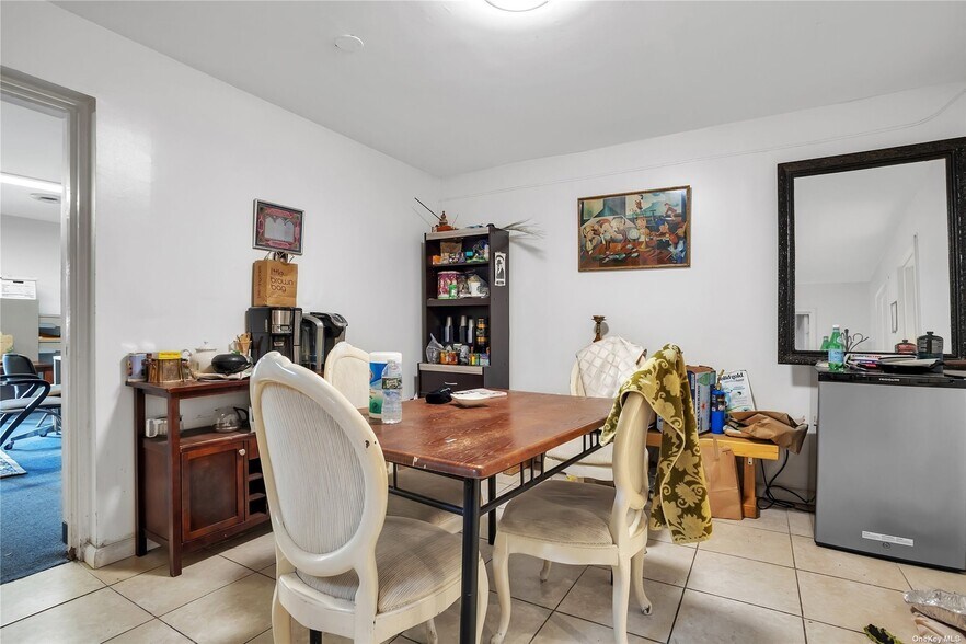 More Photos Of 83 Watermill Ln, Great Neck Office For Sale