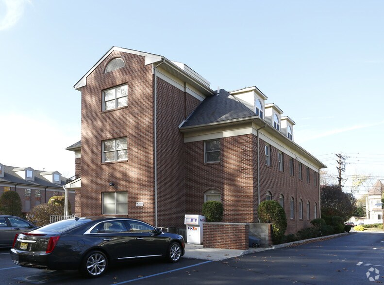 More Photos Of 190 North Ave E, Cranford Medical For Lease