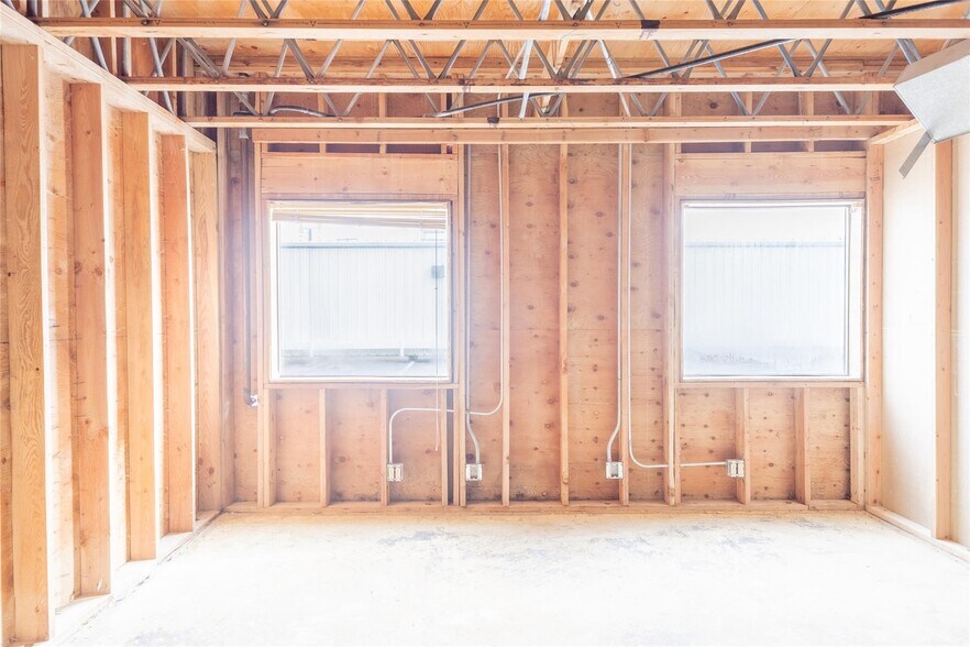 More Photos Of 818 W Central Ave, Missoula Office For Sale