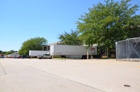 More Photos Of 1550 E Washington Ave, Des Moines Warehouse For Lease