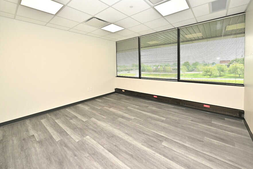 More Photos Of 50 Tice Blvd, Woodcliff Lake Office For Lease