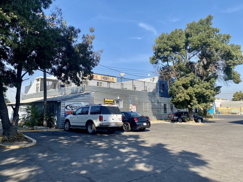 More Photos Of 524-530 E Charter Way, Stockton General Retail For Sale