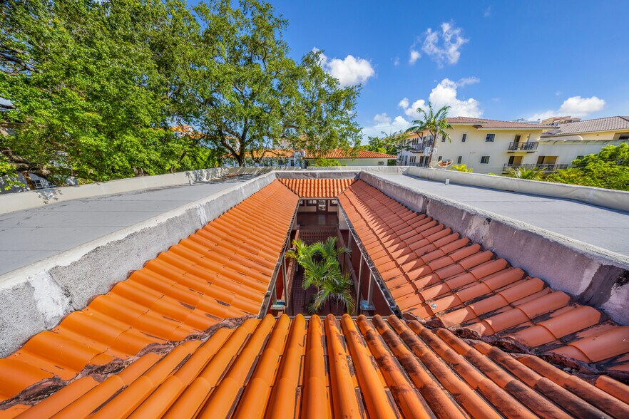 More Photos Of 315 Navarre Ave, Coral Gables Apartments For Sale