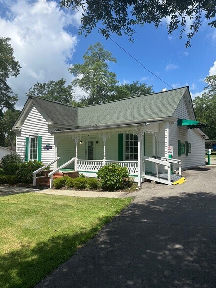 Primary Photo Of 333 Newberry St NW, Aiken Drugstore For Sale