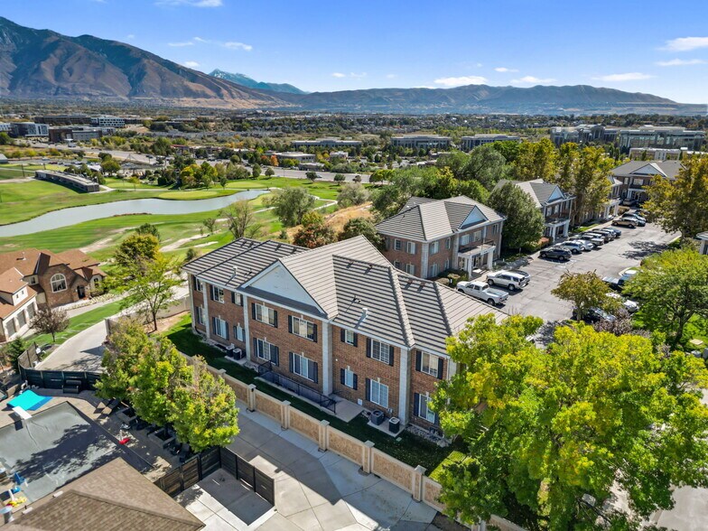 More Photos Of 891 W Baxter Dr, South Jordan Office For Sale