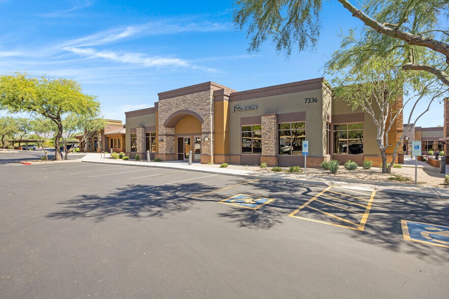 More Photos Of 7336 E Deer Valley Rd, Scottsdale Office For Sale