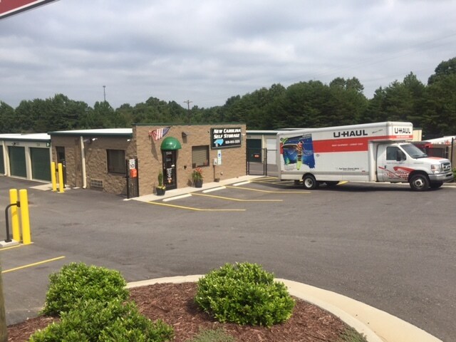 More Photos Of 1506 26th Street Blvd SE, Hickory Self Storage For Sale