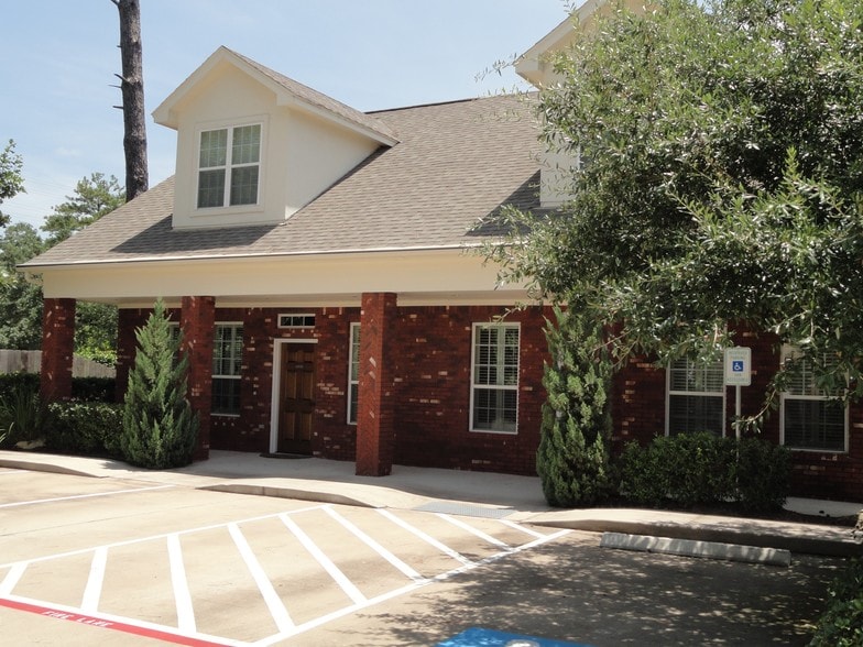 More Photos Of 7 Grogans Park Dr, Spring Loft Creative Space For Lease