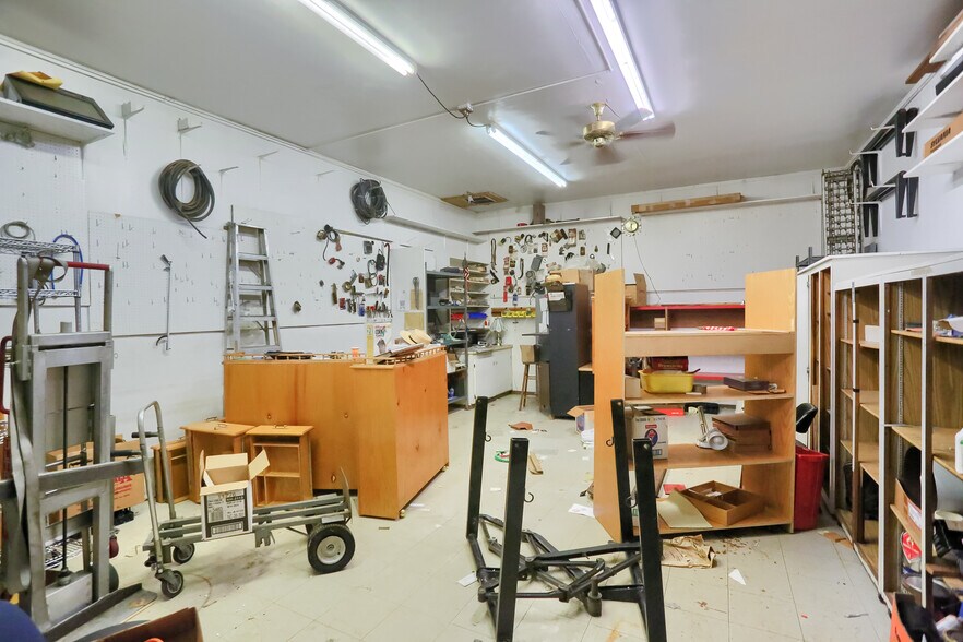 More Photos Of 3210 Wilmington Rd, New Castle Bowling Alley For Sale