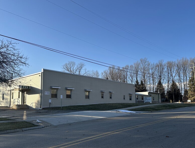 Primary Photo Of 110 Division St, Manchester Manufacturing For Sale