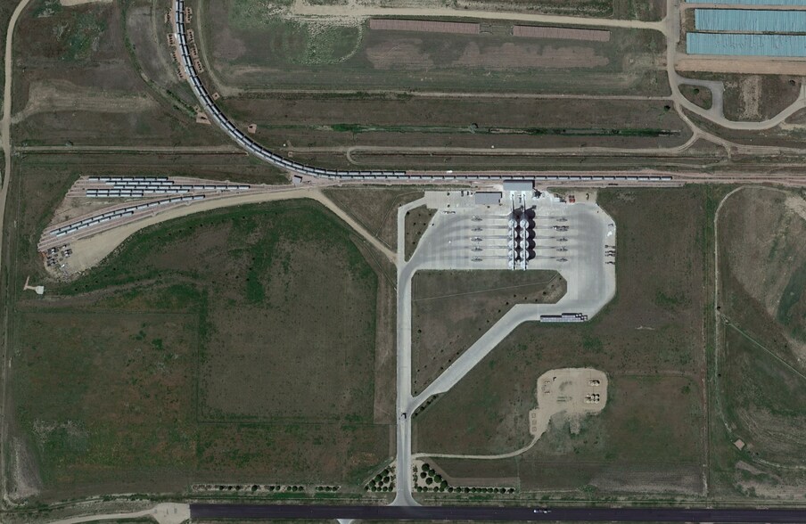 Primary Photo Of 31005 Great Western Dr, Windsor Manufacturing For Sale