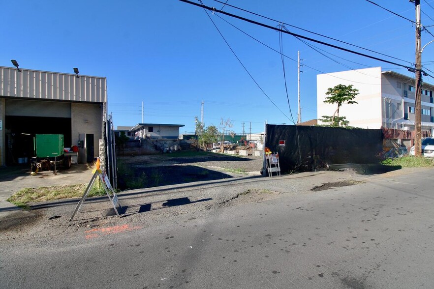 Primary Photo Of 1819 Hau St, Honolulu Land For Sale