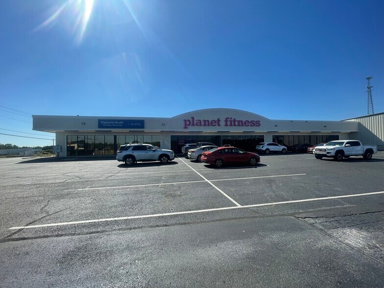Primary Photo Of 92 Bible Crossing Rd, Decherd Storefront Retail Office For Lease