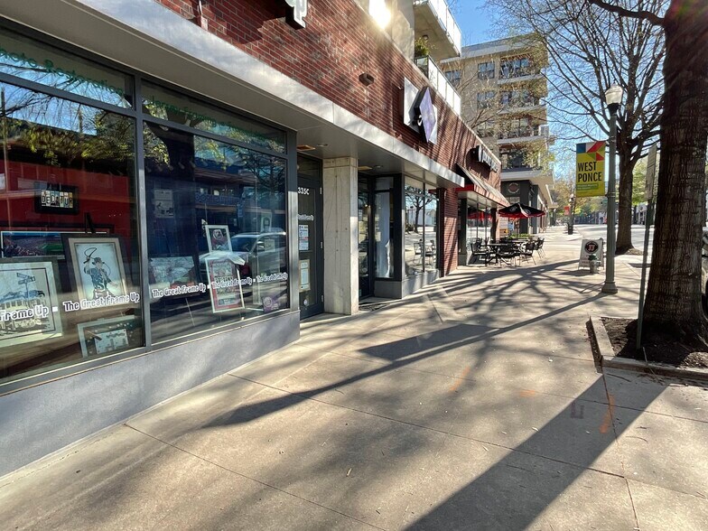 More Photos Of 335 W Ponce de Leon Ave, Decatur Apartments For Lease