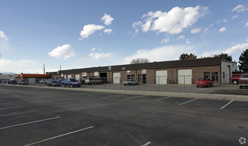 More Photos Of 5890 N Washington St, Denver Warehouse For Lease
