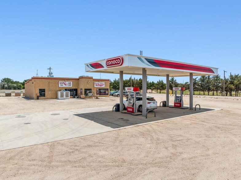 More Photos Of 36020 US Highway 287, Wiley Service Station For Sale