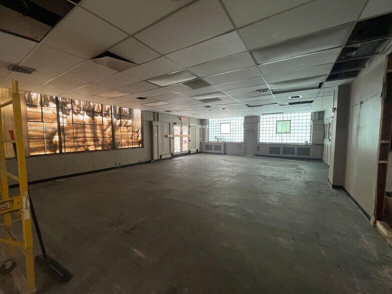 More Photos Of 1850 E Sedgley Ave, Philadelphia Manufacturing For Sale