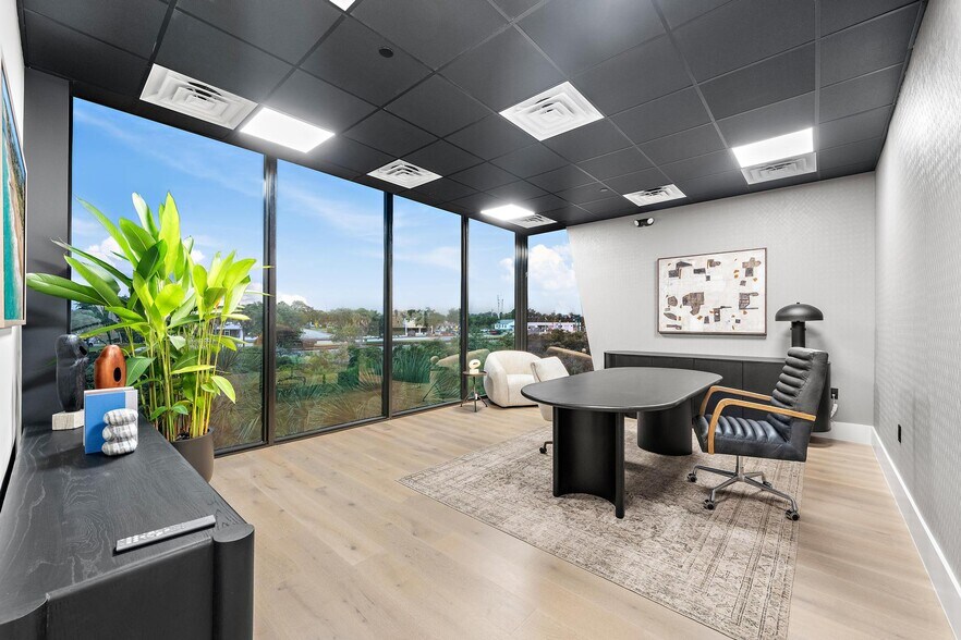 More Photos Of 11700 SE Shell Ave, Hobe Sound Loft Creative Space For Sale