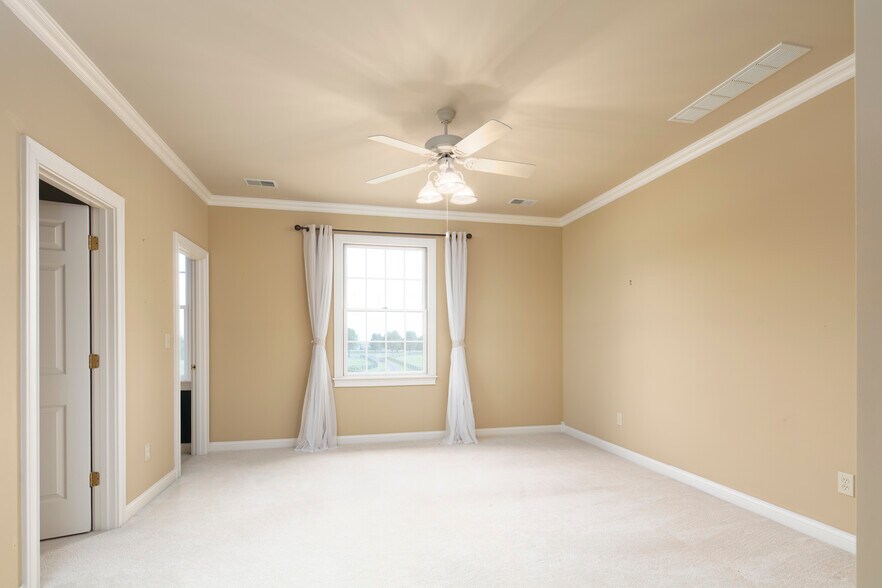 More Photos Of 4664 Lexington Rd, Winchester Specialty For Sale