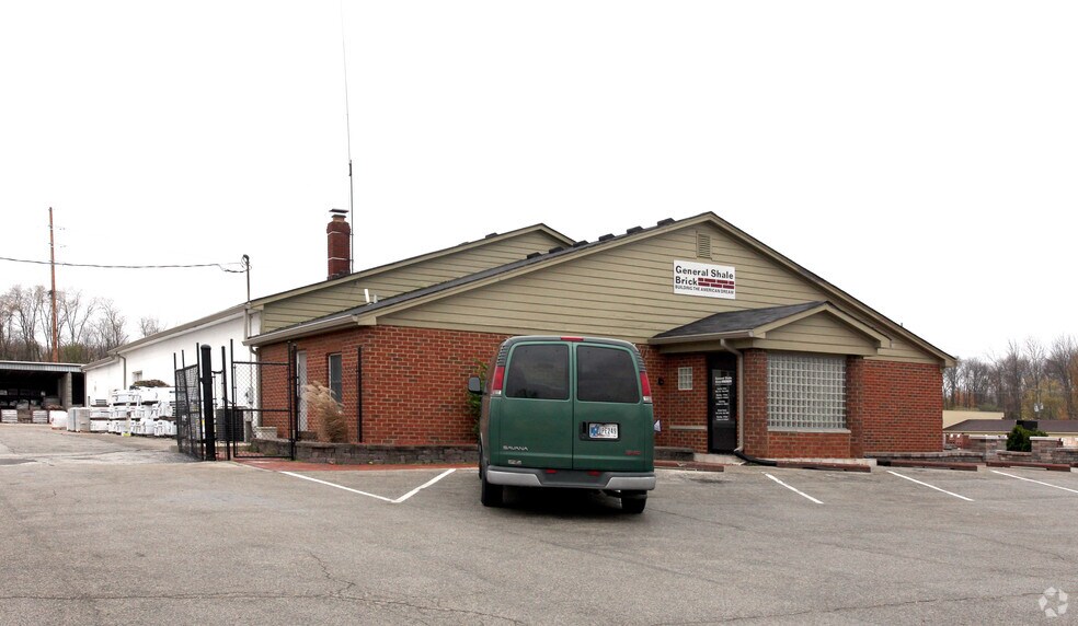More Photos Of 105 W Carmel Dr, Carmel Industrial For Sale