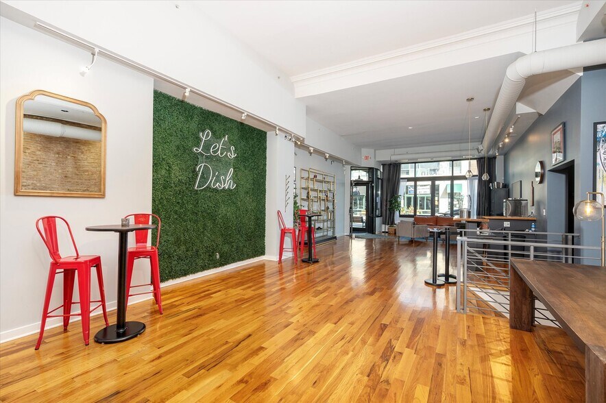 More Photos Of 7322 Madison Ave, Forest Park Storefront Retail Residential For Sale