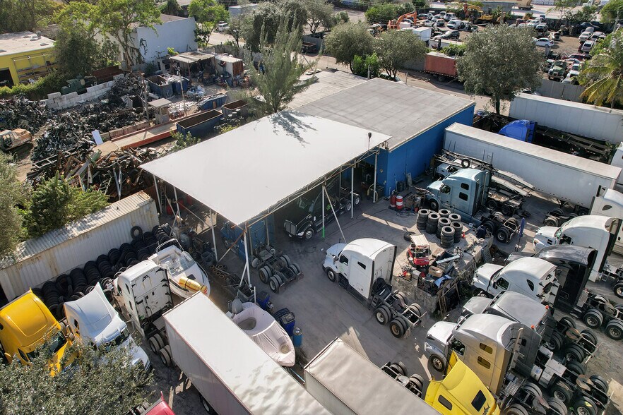 More Photos Of 850 NW 12th Ter, Pompano Beach Warehouse For Sale